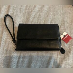 Mundi Black Wristlet Wallet